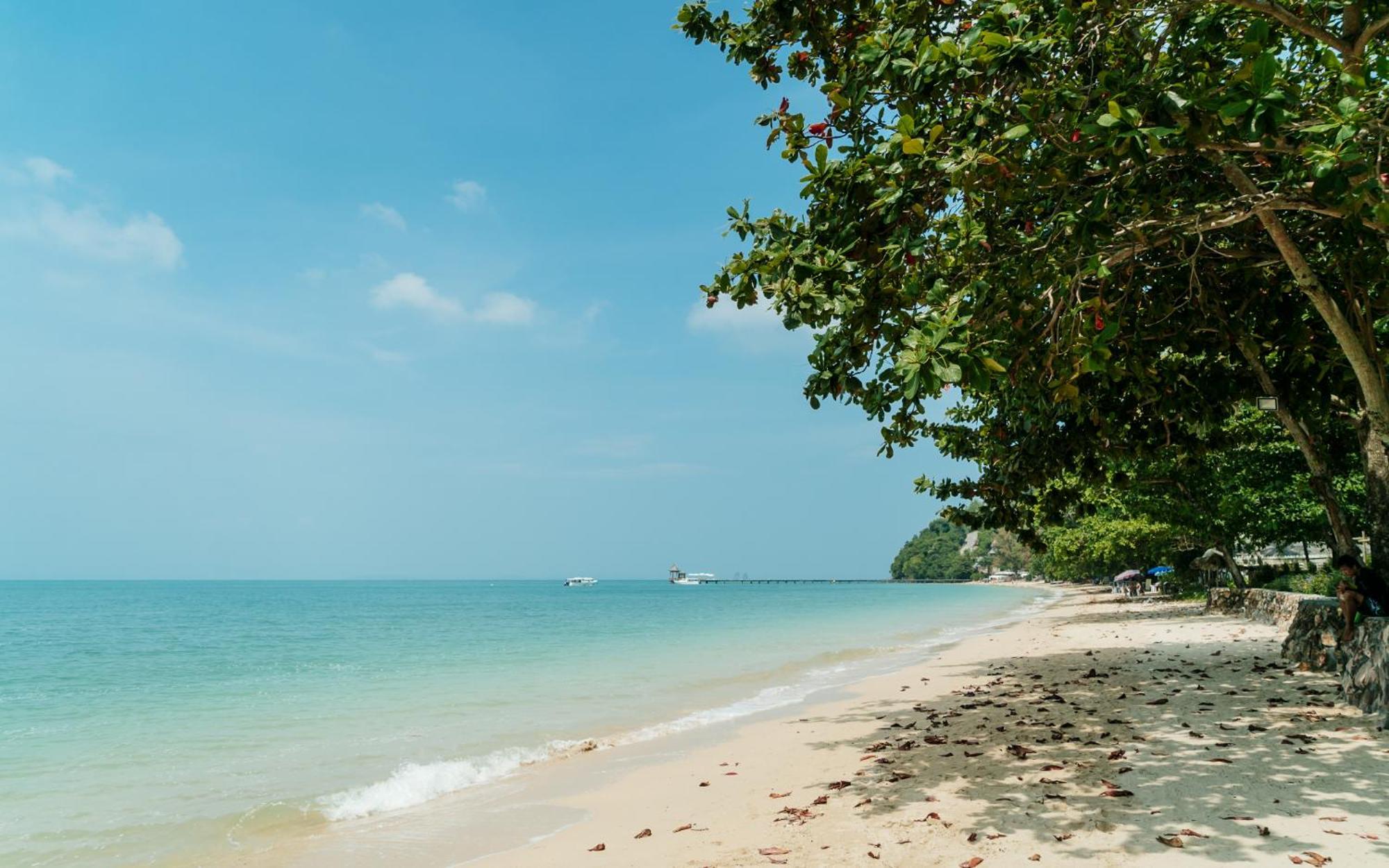 Blue Bay Resort - Access To Pool And Beach-Phuket & Krabi Ko Yao Extérieur photo Beach in Phuket