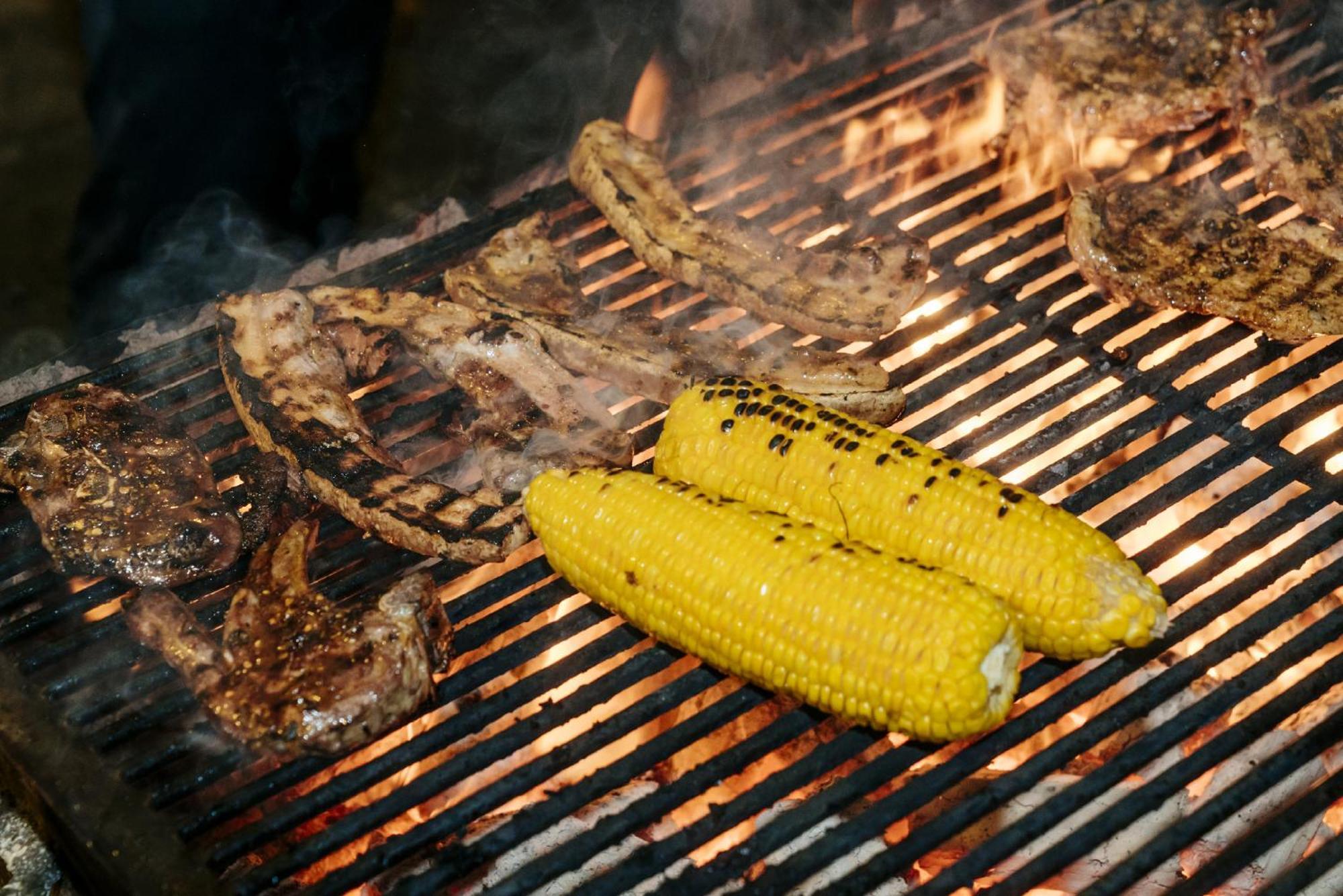 Blue Bay Resort - Access To Pool And Beach-Phuket & Krabi Ko Yao Extérieur photo Corn cobs on a barbecue