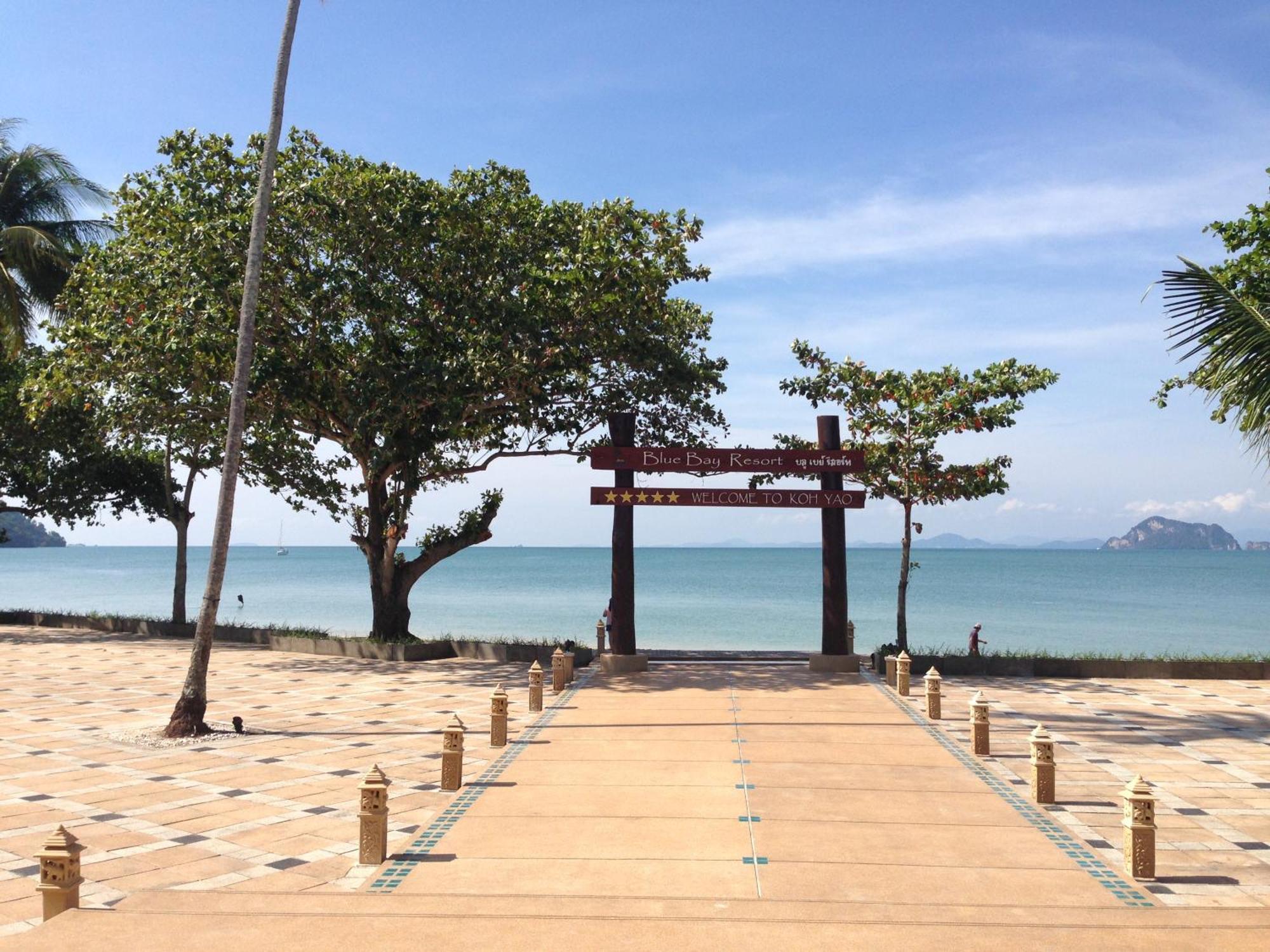 Blue Bay Resort - Access To Pool And Beach-Phuket & Krabi Ko Yao Extérieur photo The Thai-Chinese memorial at Phuket viewpoint